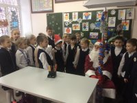 Встреча с Дедом Морозом и Снегурочкой состоялась у ребят начальной школы нашего Лицея!